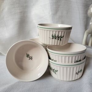 Nikko Ceramics Cream White Ramekins with Green Holly Accent